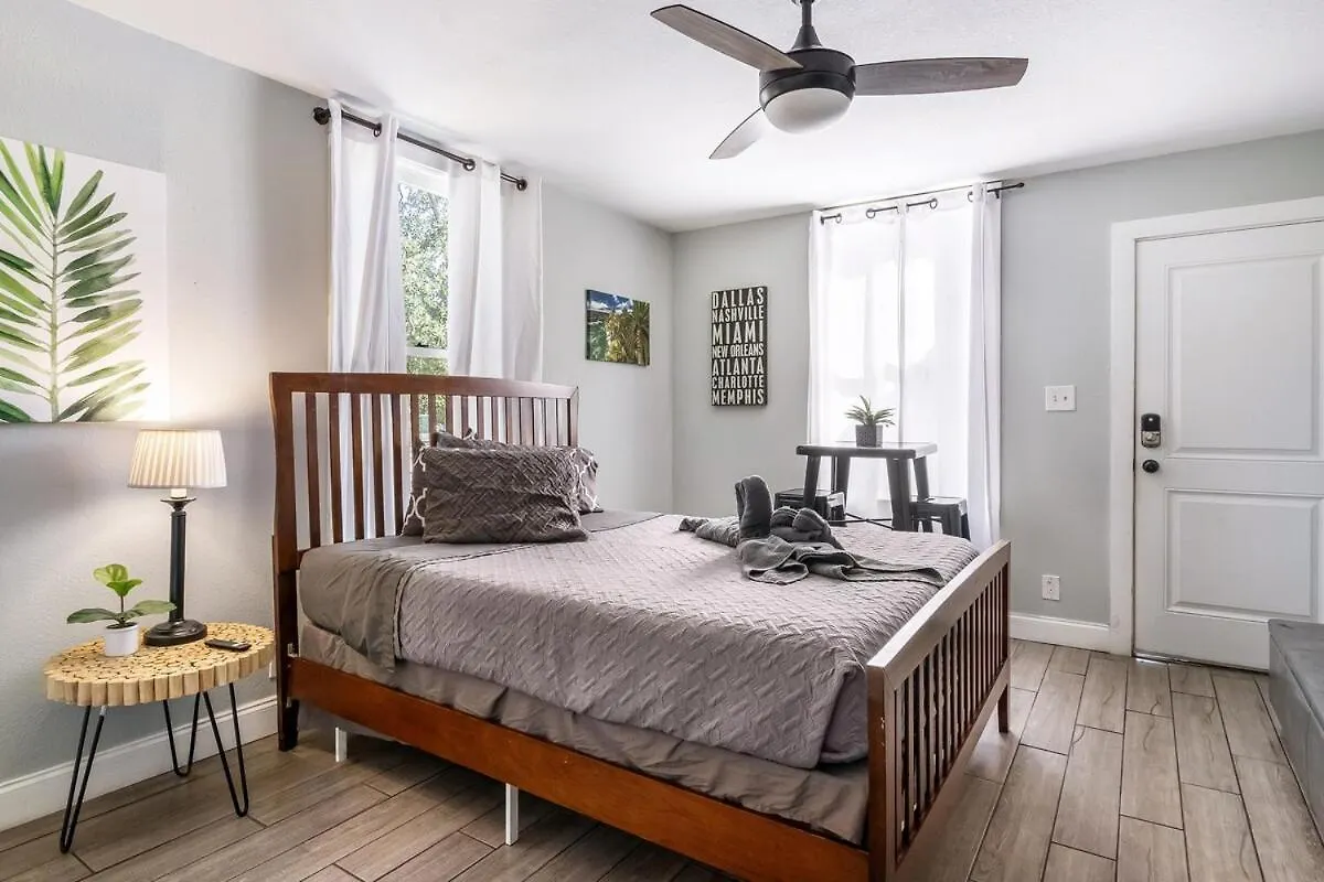 Recently Renovated! 3Br 2Ba Ybor Bungalow Tampa Verenigde Staten