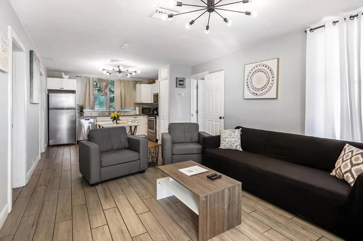 Recently Renovated! 3Br 2Ba Ybor Bungalow Tampa Verenigde Staten
